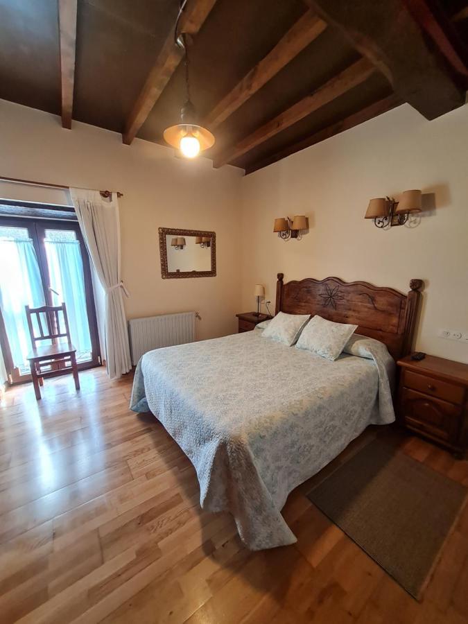 Hotel La Balsa Сото-де-Кангас Экстерьер фото