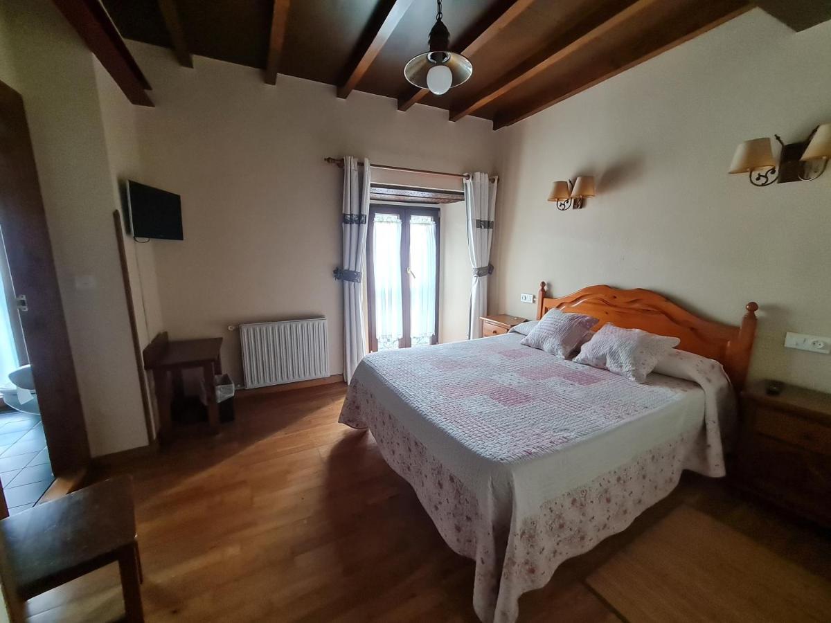 Hotel La Balsa Сото-де-Кангас Экстерьер фото